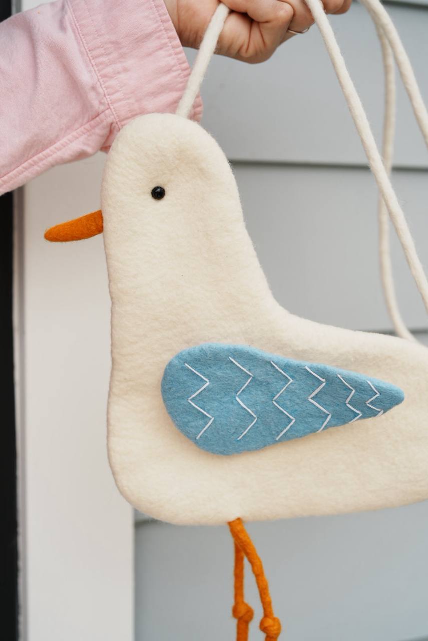 Felted Animal Bag – Sandpiper