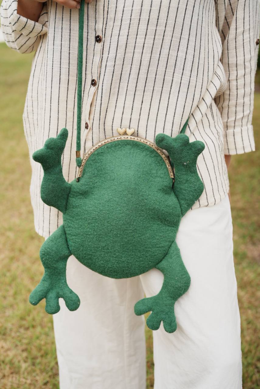 Felted Animal Bag – Frog