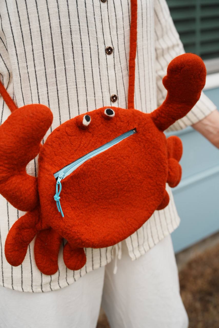 Felted Animal Bag – Red Crab