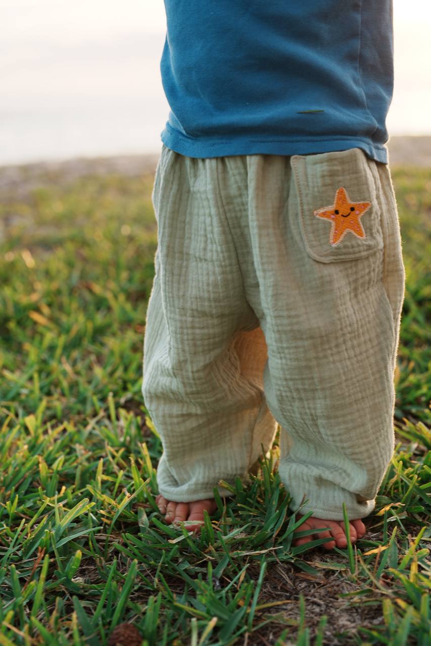 Baggy Kids Pants with Embroidered Seastar Pocket