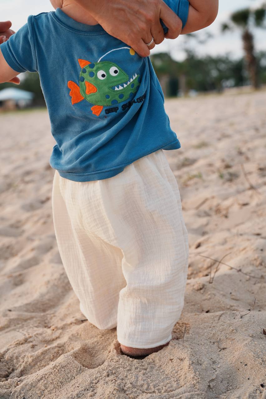 Baggy Kids Pants with Embroidered Turtle Pocket