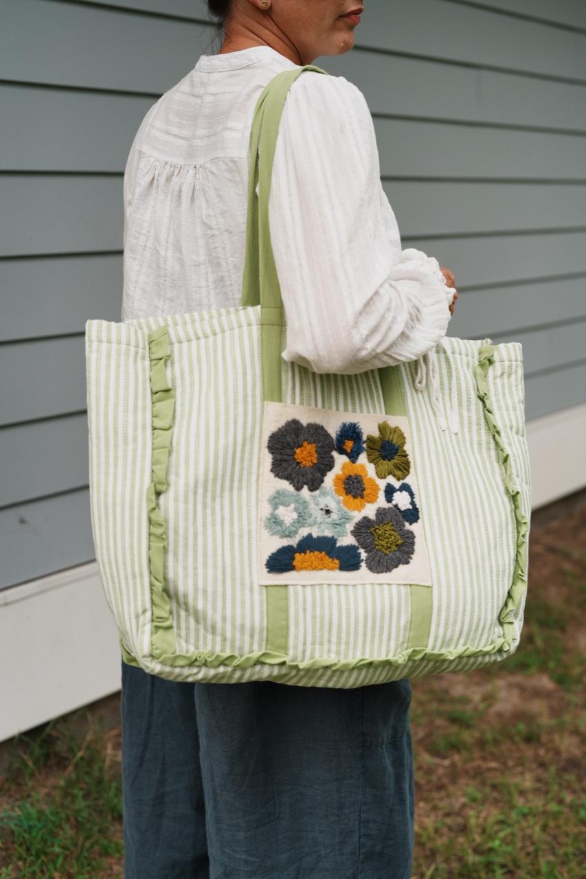 Bag with Hand Emdroidery pocket - Green