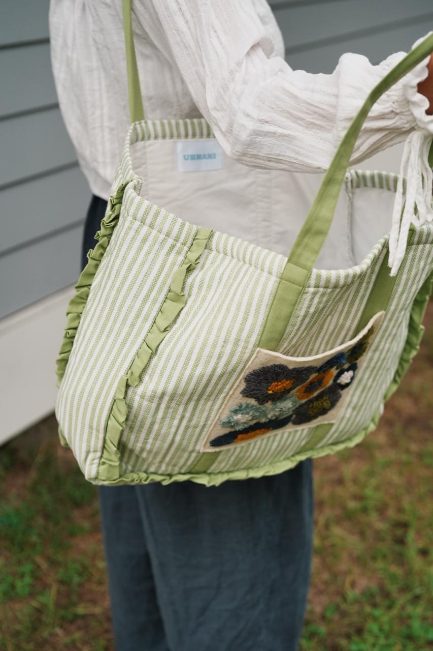 Bag with Hand Emdroidery pocket - Green