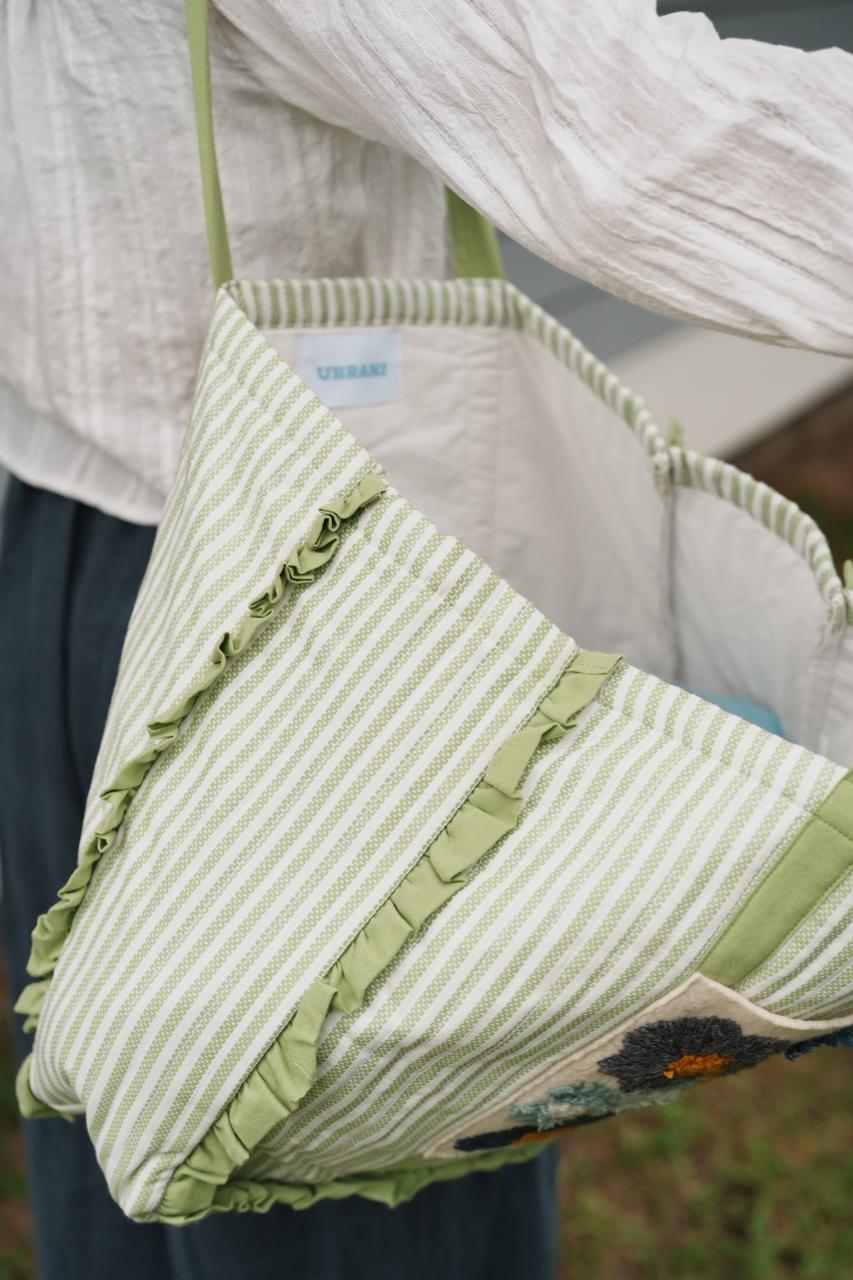 Bag with Hand Emdroidery pocket - Green
